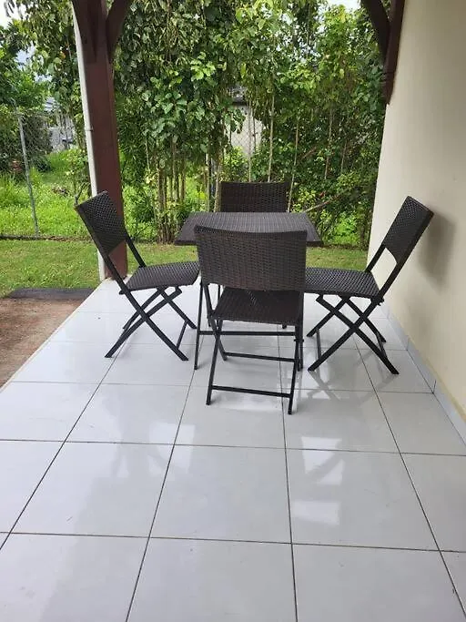 Feriehus Maisonnette Guadeloupeenne Baie Mahault Guadeloupe