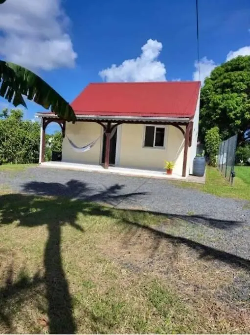 Maisonnette Guadeloupeenne Baie Mahault 0*,